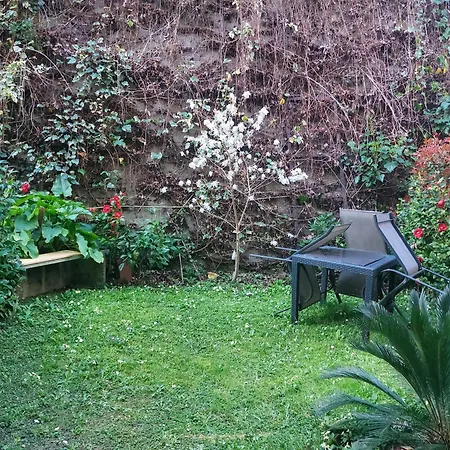 Casa Di Lara Lesa